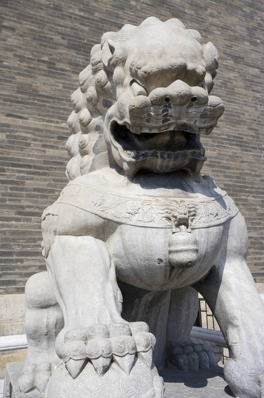 竖图,彩色,室外,白天,旅游,城市,建筑,指示牌,北京,天安门广场,中国,亚洲,标志,雕像,塑像,纪念碑,历史,标识,建筑物,石狮,竖,摄影,纪念,象征,东亚,发展,中华人民共和国,威严,发达,共产主义,彩图,旅行,bj174