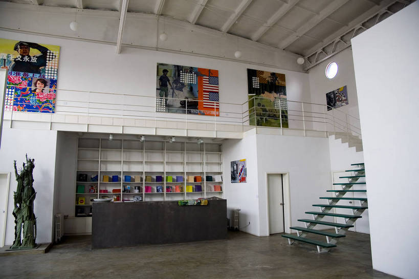 横图,彩色,室内,白天,度假,美景,城市风光,城市,建筑,北京,中国,亚洲,艺术,景观,首都,文化,娱乐,建筑物,享受,休闲,景色,放松,摄影,美术,中国文化,东亚,中华人民共和国,北京市,京,北平,华北地区,朝阳区,设计,彩图,传统文化,酒厂国际艺术园,bj174