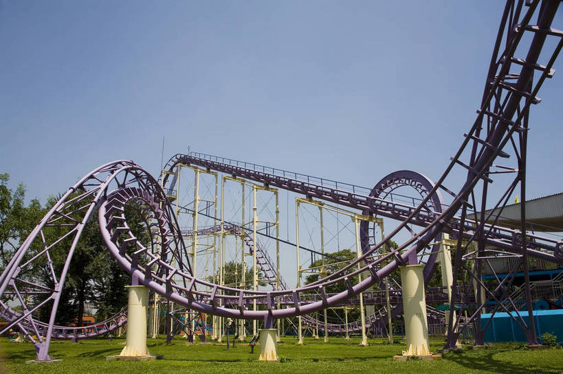 公园,游乐园,横图,彩色,室外,白天,建筑,北京,中国,狂欢节,亚洲,清澈,摩天轮,玩,旋转,表扬,建筑物,天空,游玩,摄影,明亮,演出,中国文化,娱乐场所,转轮,东亚,发展,中华人民共和国,朝阳公园,发达,明澈,清彻,清亮,彩图,传统文化,建筑结构,bj174