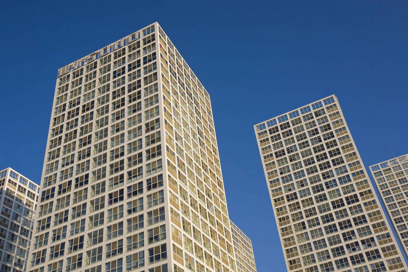 横图,彩色,室外,白天,仰视,旅游,度假,商务,美景,窗户,城市风光,城市,建筑,街道,摩天大楼,汽车,玻璃,北京,中国,亚洲,局部,繁华,景观,娱乐,现代,玻璃窗,享受,休闲,景色,放松,金融,摄影,经济,部分,中国文化,贸易,东亚,中华人民共和国,昌盛,繁荣,彩图,旅行,目的地,商业,高楼,建外SOHO,bj174