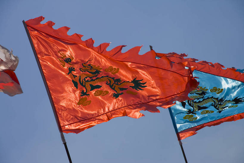 宫殿,横图,室内,白天,湖,建筑,旗帜,国旗,避暑山庄,中国,亚洲,房屋,历史,古代,旅游胜地,摄影,东亚,中华人民共和国,河北省,宝座,龙纹,承德,古远,龙椅,展馆,彩图,bj174