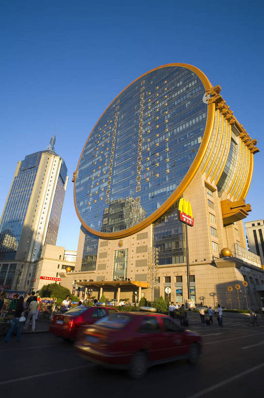 高楼大厦,竖图,室外,白天,城市风光,城市,道路,建筑,路,公路,中国,亚洲,交通,现代化,旅游胜地,摄影,城市建筑,东亚,辽宁,沈阳,中华人民共和国,马路,彩图,bj174