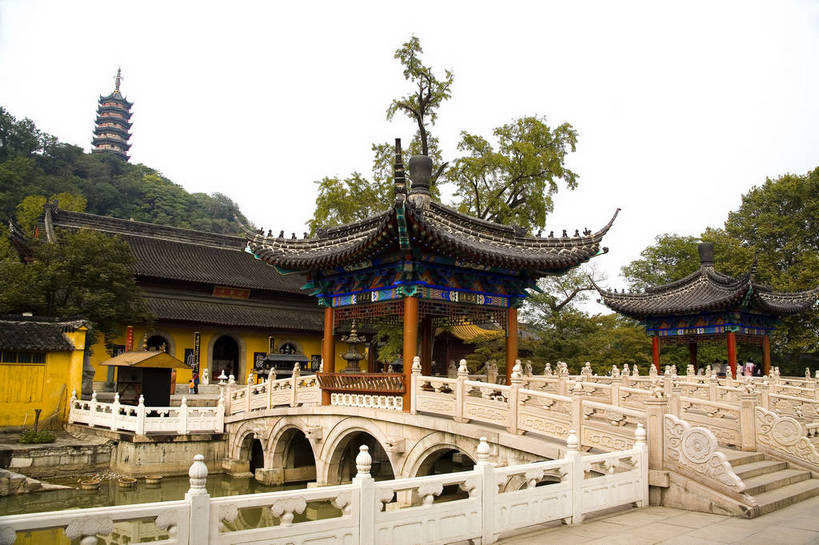 横图,彩色,室外,白天,旅游,度假,名胜古迹,水,标志建筑,地标,建筑,中国,亚洲,遗迹,图片,房屋,楼阁,亭子,屋子,文化遗产,建筑群,古迹,文物,娱乐,建设,古建筑,江苏,楼房,凉亭,享受,休闲,旅游胜地,放松,摄影,古代建筑,参观,古文明,东亚,江苏省,中华人民共和国,华东地区,苏,镇江,镇江市,河,彩图,旅行,房子,架空,焦山,定慧寺,bj174