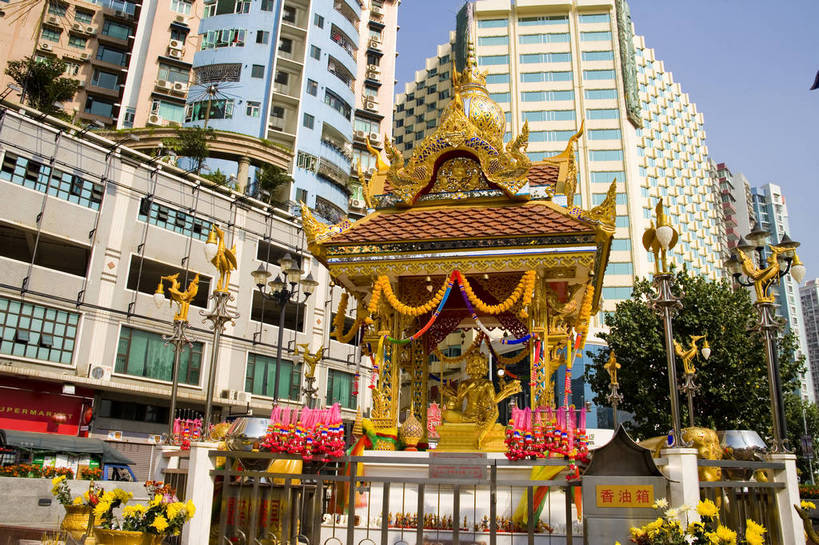 横图,彩色,室外,白天,旅游,度假,美景,名胜古迹,城市风光,标志建筑,城市,地标,建筑,雕塑,澳门,中国,亚洲,遗迹,雕像,塑像,图片,景观,古迹,文物,娱乐,建设,佛,古建筑,享受,休闲,旅游胜地,摩天大厦,景色,放松,摄影,古文明,东亚,中华人民共和国,繁荣,发达,彩图,旅行,高楼,四面佛,bj174