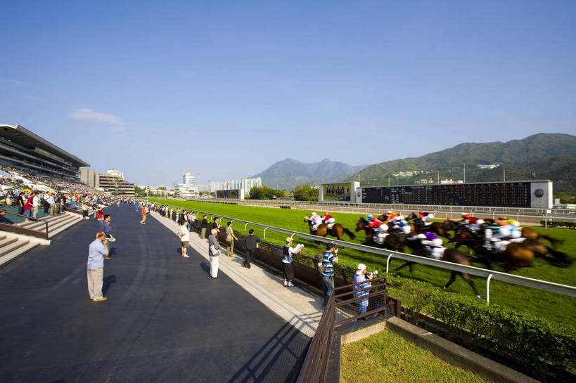 横图,彩色,室外,白天,旅游,度假,比赛,美景,城市风光,城市,香港,中国,亚洲,行人,游客,游人,图片,景观,娱乐,路人,旅客,享受,休闲,旅游胜地,景色,放松,摄影,港,参观,东亚,新界,香港特别行政区,港澳台,中华人民共和国,繁荣,发达,过客,沙田区,沙田,赛马,旅游者,彩图,旅行,跑马地,香港奥运马术比赛场地,沙田马场,沙田赛马场,bj174