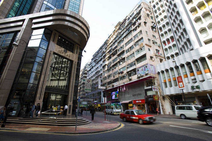 人群,横图,彩色,室外,白天,旅游,度假,美景,城市风光,城市,街道,公共汽车,香港,中国,亚洲,图片,景观,建筑群,交通,娱乐,人流,享受,休闲,景色,放松,摄影,东亚,中华人民共和国,马路,彩图,旅行,bj174