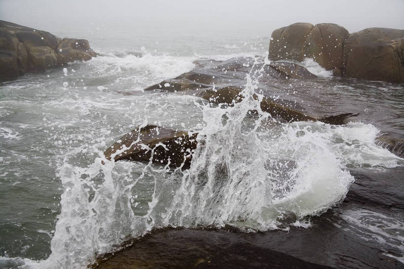 横图,彩色,旅游,度假,海浪,海洋,礁石,石头,名胜古迹,水,标志建筑,地标,建筑,中国,亚洲,遗迹,壮观,海边,浪花,浪,注视,古迹,文物,娱乐,建设,古建筑,风景,自然,海水,观察,看,享受,休闲,旅游胜地,景色,放松,摄影,地理,观看,察看,关注,自然风光,神奇,海景,古文明,东亚,福建省,中华人民共和国,大海,风浪,海,海水的波动,近岸浪,涌浪,旅行,bj174