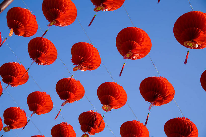 点心,人群,横图,购物,聚会,度假,消费,城市风光,北京,中国,春节,亚洲,舞狮,节日,庆祝,民俗,灯笼,景观,庙会,食品,集市,市场,都市,历史,文化,传统,小吃,食物,古代,彩带,庆典,休闲,假日,喜庆,金融,热闹,活动,纪念,美好,东方文化,喜事,玩乐,选购,贸易,东亚,中华人民共和国,墟市,喜气,古远,隆重,传统文化,街市,bj174