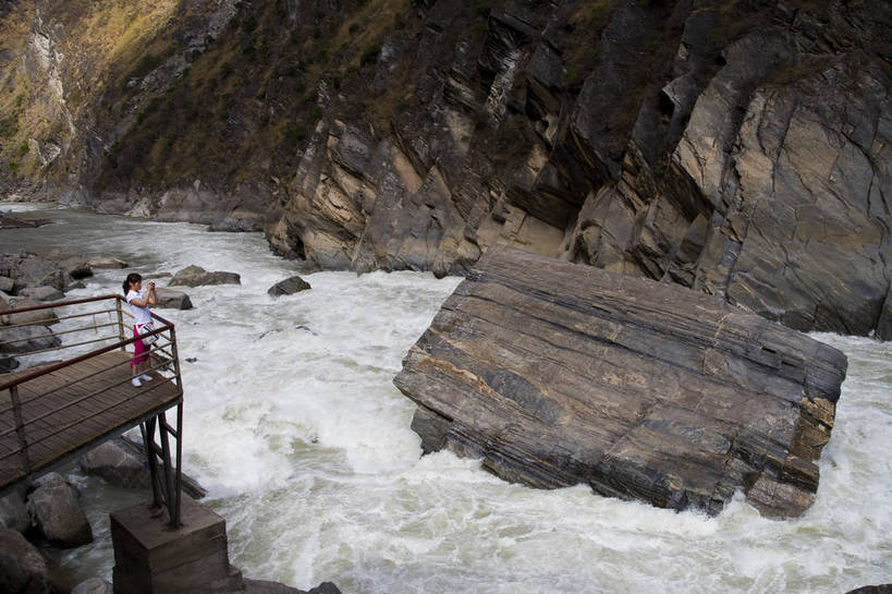 横图,室外,白天,旅游,峡谷,中国,亚洲,民俗,景观,云南,特色,自然,景色,人文景观,中国文化,自然风光,东亚,虎跳峡,中华人民共和国,河,旅行,传统文化,bj174