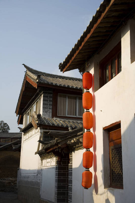 竖图,彩色,室外,特写,白天,旅游,标志建筑,地标,建筑,丽江,中国,亚洲,局部,民俗,灯笼,文化遗产,建筑群,古典,建设,云南,民居,特色,竖,摄影,人文景观,矗立,中国文化,耸立,东亚,中华人民共和国,挺立,民族建筑,古代文明,旅行,传统文化,bj174