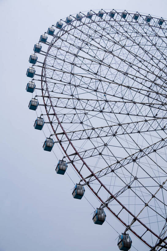 竖图,室外,白天,旅游,度假,名胜古迹,标志建筑,城市,地标,建筑,中国,亚洲,遗迹,景观,摩天轮,古迹,文物,娱乐,建设,现代,古建筑,娱乐设施,享受,休闲,旅游胜地,放松,竖,经济,矗立,耸立,古文明,东亚,发展,湖南,湖南省,中华人民共和国,省会,挺立,华中地区,长沙,长沙市,湘,繁荣,进步,发达,旅行,天心区,贺龙体育场,贺龙体育文化中心,新世纪文化中心,bj174