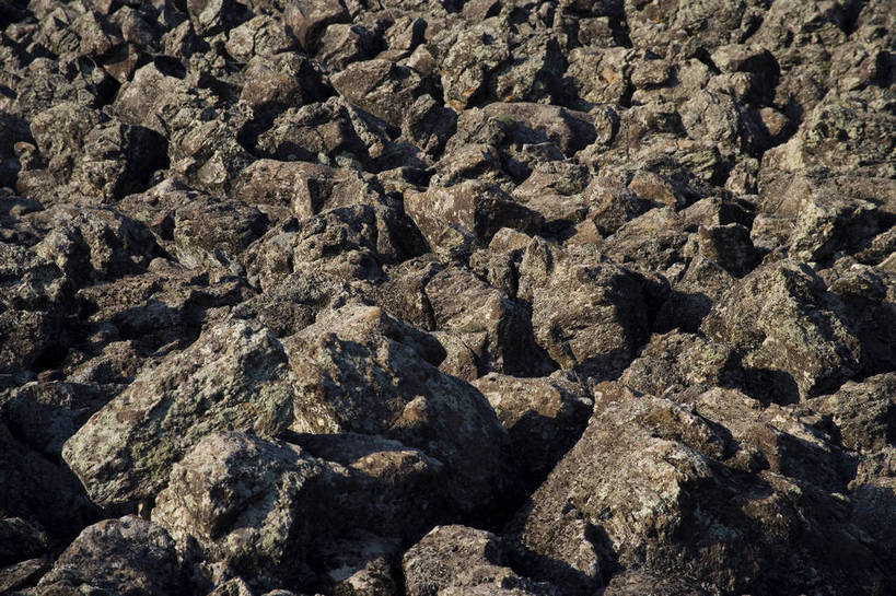 横图,彩色,室外,特写,白天,旅游,度假,名胜古迹,标志建筑,地标,建筑,中国,亚洲,遗迹,图片,山路,古迹,文物,娱乐,建设,古建筑,自然,享受,休闲,旅游胜地,景色,放松,摄影,自然风光,古文明,东亚,黑龙江,中华人民共和国,山石,旅行,五大连池,bj174