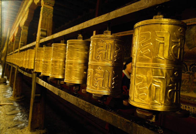 横图,室内,中国,亚洲,一排,西藏,金色,摄影,佛教,东亚,转经筒,中华人民共和国,彩图,bj174