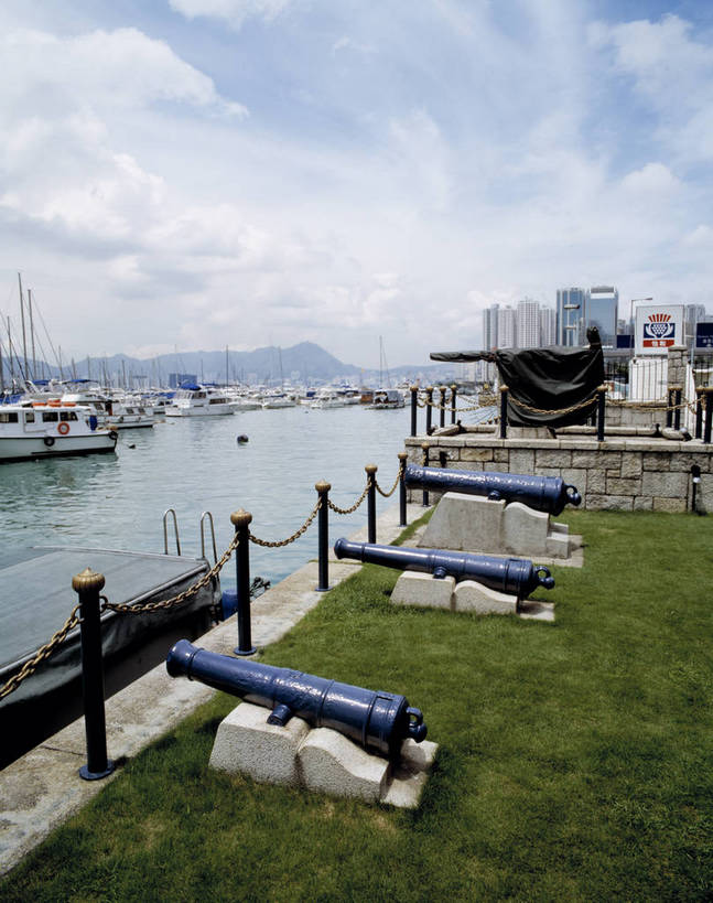 竖图,香港,中国,亚洲,遗迹,海边,渔船,历史,竖,摄影,炮台,晴朗,矗立,耸立,东亚,中华人民共和国,挺立,彩图,海港,bj174