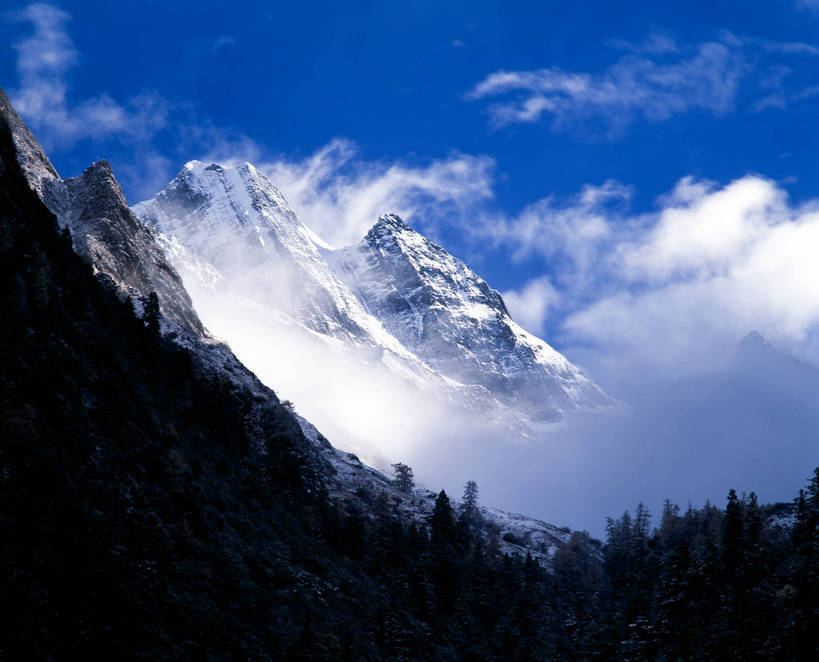 横图,山脉,树林,雪山,中国,亚洲,西藏,白云,蓝天,晴朗,东亚,中华人民共和国,bj174
