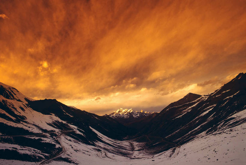 横图,雪山,中国,亚洲,云雾,白云,蓝天,摄影,东亚,四川,中华人民共和国,四姑娘山,夕阳,彩图,bj174