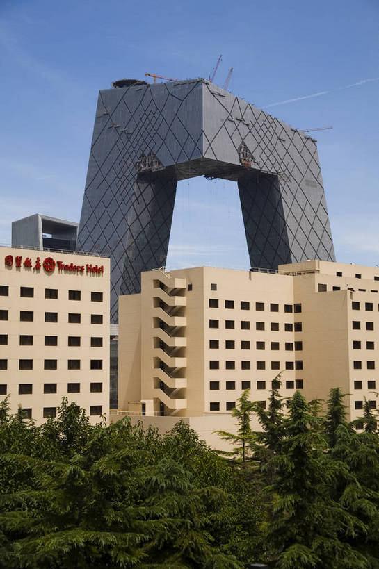 竖图,彩色,室外,特写,白天,旅游,度假,名胜古迹,标志建筑,地标,建筑,北京,中国,亚洲,遗迹,首都,古迹,文物,娱乐,建设,现代,古建筑,蓝天,天空,地标建筑,享受,休闲,旅游胜地,放松,竖,摄影,矗立,耸立,古文明,东亚,中华人民共和国,北京市,京,北平,华北地区,挺立,发达,旅行,北京CBD,北京商务中心区,中国北京大北窑,中央电视台,bj174