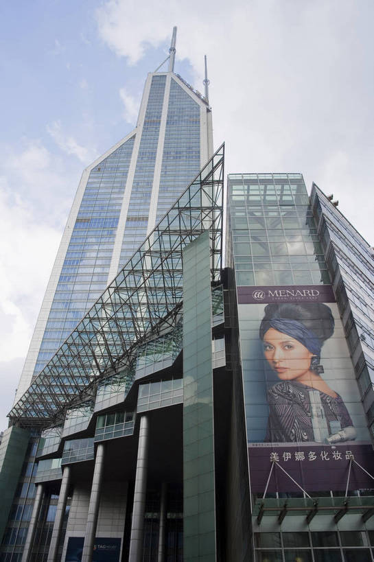 竖图,彩色,室外,大厦,建筑,摩天大楼,上海,中国,亚洲,广告,白云,蓝天,南京路,摩天大厦,摄影,东亚,中华人民共和国,商业,大楼,bj174