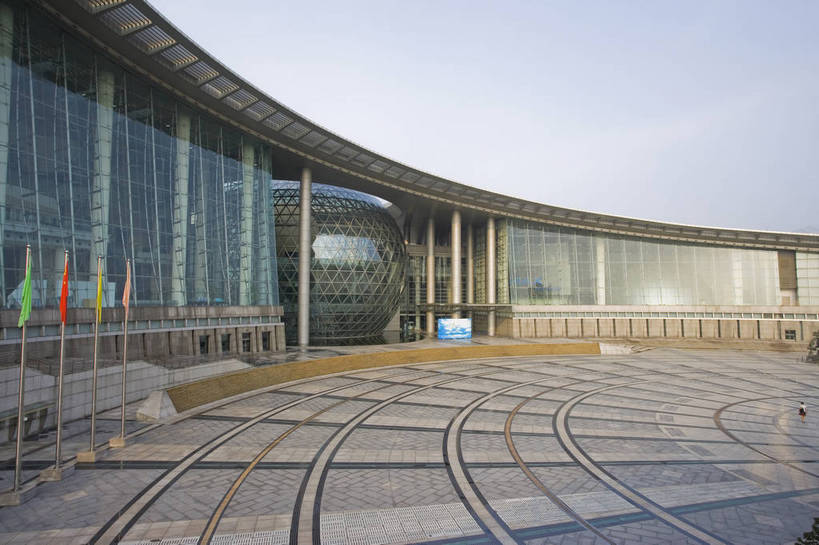 横图,彩色,室外,特写,白天,旅游,度假,名胜古迹,标志建筑,地标,建筑,上海,中国,亚洲,遗迹,景观,古迹,文物,娱乐,建设,古建筑,浦东,蓝天,享受,休闲,旅游胜地,放松,摄影,上海科技馆,部分,申,科技馆,浦东新区,世纪大道,古文明,东亚,上海市,中华人民共和国,沪,华东地区,旅行,bj174