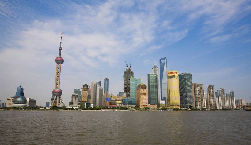 横图,全景,彩色,室外,白天,办公楼,河流,大厦,建筑,上海,中国,亚洲,东方明珠,黄浦江,金茂大厦,浦东,白云,蓝天,外滩,远景,摩天大厦,摄影,环球金融中心,电视塔,金融中心,东亚,中华人民共和国,江,大楼,bj174