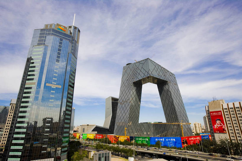 横图,彩色,室外,白天,旅游,度假,名胜古迹,城市风光,标志建筑,大厦,道路,地标,建筑,立交桥,北京,中国,亚洲,遗迹,交通,首都,古迹,文物,娱乐,建设,古建筑,白云,蓝天,享受,休闲,旅游胜地,放松,摄影,城市建筑,古文明,东亚,中华人民共和国,北京市,京,北平,华北地区,旅行,北京CBD,北京商务中心区,中国北京大北窑,大裤衩,智窗,中央电视台总部大楼,中央电视台,bj174