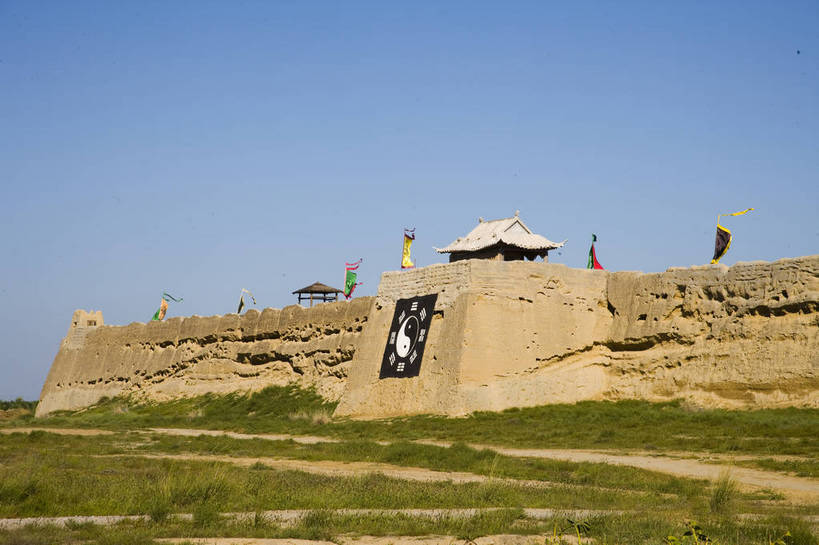 无人,横图,彩色,室外,特写,白天,旅游,度假,名胜古迹,标志建筑,地标,建筑,中国,亚洲,遗迹,古迹,文物,娱乐,建设,古建筑,享受,休闲,旅游胜地,放松,摄影,人文景观,古代建筑,中国文化,古文明,东亚,宁夏,银川,镇北堡影视城,影视城,首府,中华人民共和国,西北地区,银川市,宁夏回族自治区,宁,旅行,镇北堡,镇北堡西部影视城,bj174