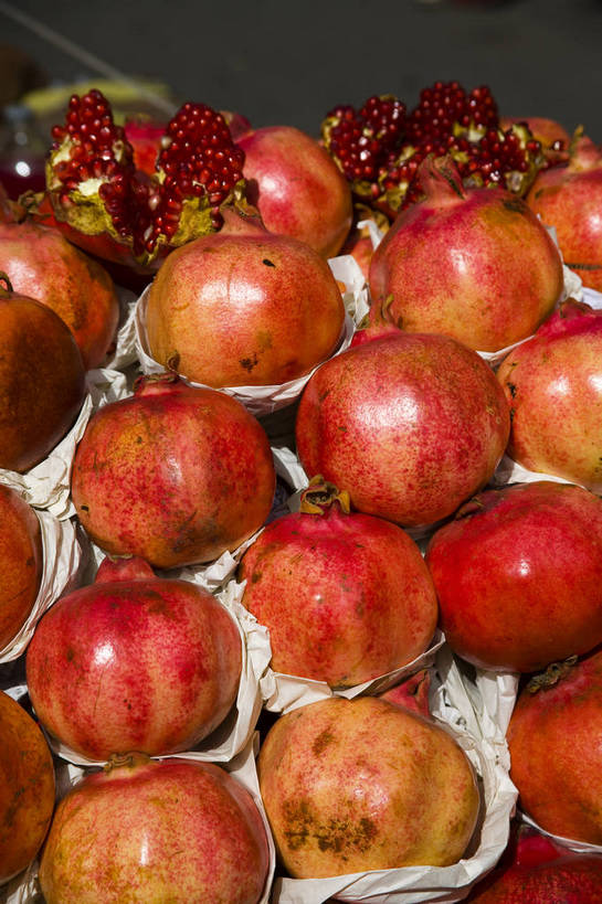 无人,竖图,彩色,室外,白天,旅游,石榴,水果,中国,亚洲,食物,竖,摄影,东亚,乌鲁木齐,新疆,首府,中华人民共和国,乌鲁木齐市,新疆维吾尔自治区,西北地区,旅行,新,新疆民街,bj174