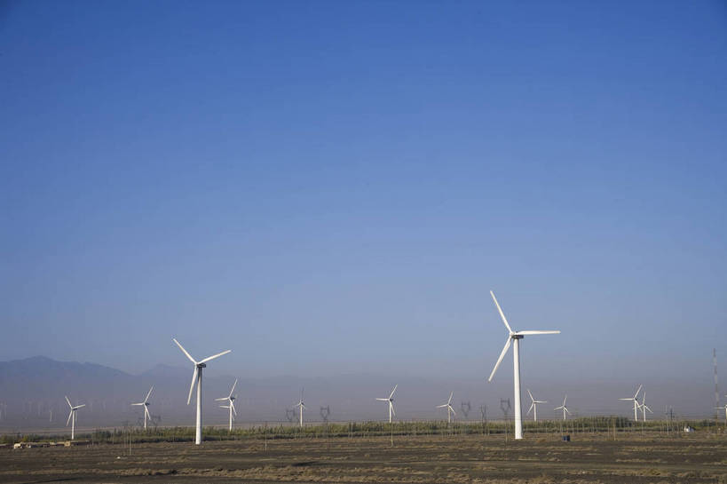 无人,工厂,横图,彩色,室外,白天,旅游,机器,技术,科技,风车,中国,亚洲,环保,电力,科学,景观,电能,设备,机械,发电厂,发电站,工业,摄影,能源,电,电源,回收,资源,能量,利用,低碳,东亚,循环,新疆,电厂,中华人民共和国,持续,叶片,旅行,制造厂,生产工厂,风电厂,风力发电厂,达坂城,bj174