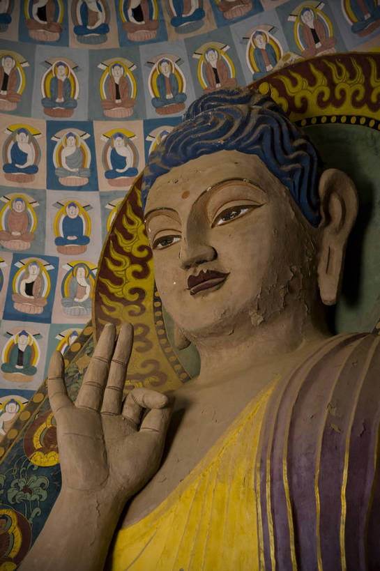 无人,竖图,彩色,室内,特写,白天,旅游,度假,名胜古迹,标志建筑,地标,建筑,中国,亚洲,遗迹,佛像,文化遗产,古迹,文物,娱乐,建设,佛,古建筑,壁画,享受,休闲,旅游胜地,放松,竖,摄影,人文景观,古代建筑,古堡,中国文化,古文明,东亚,火焰山,吐鲁番,新疆,中华人民共和国,新疆维吾尔自治区,西北地区,旅行,火洲,吐鲁番地区,新,阿斯塔那古墓群,bj174