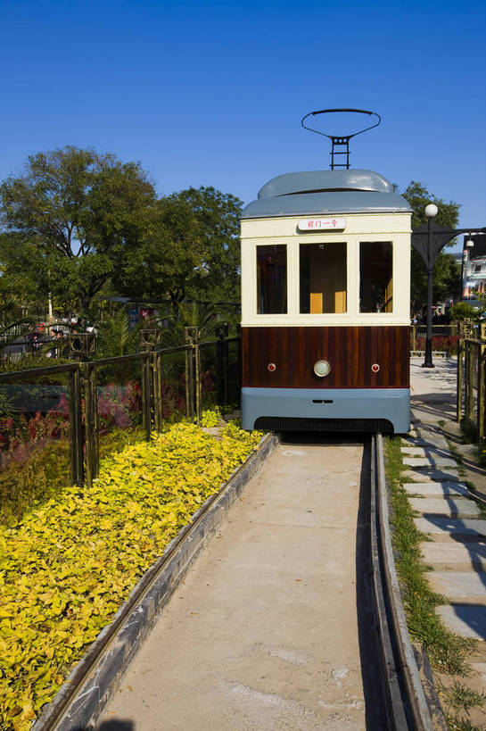 无人,竖图,彩色,室外,白天,旅游,度假,名胜古迹,标志建筑,地标,建筑,北京,中国,亚洲,遗迹,轨道交通,交通,古迹,文物,娱乐,建设,古建筑,蓝天,享受,休闲,旅游胜地,放松,竖,摄影,有轨电车,中国文化,前门,古文明,东亚,中华人民共和国,旅行,大栅栏,传统文化,bj174