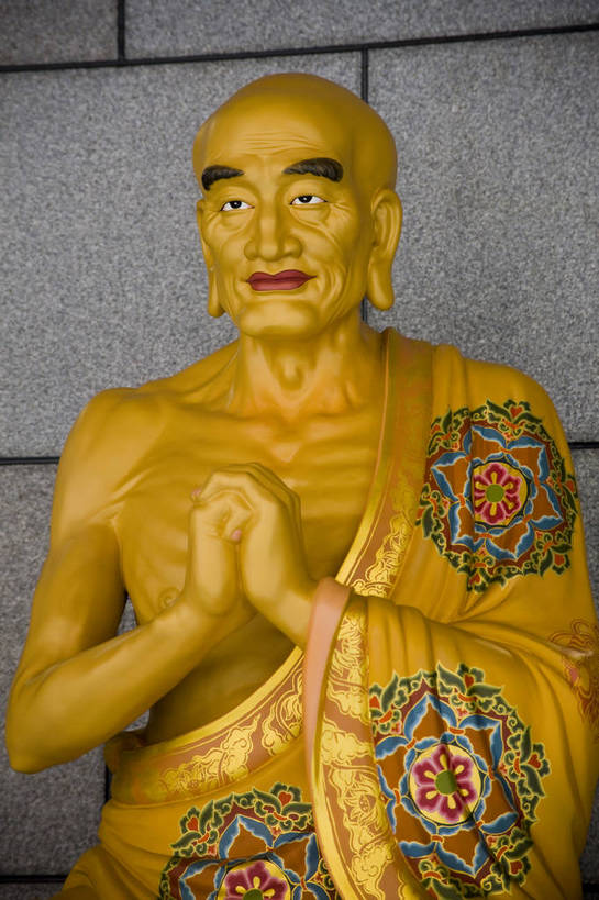 无人,竖图,彩色,室内,特写,白天,旅游,度假,名胜古迹,标志建筑,地标,建筑,雕塑,台湾,中国,亚洲,遗迹,雕像,古迹,文物,娱乐,建设,古建筑,享受,休闲,旅游胜地,放松,竖,摄影,古文明,东亚,南投县,关公,港澳台,中华人民共和国,台湾省,台中市,南投,旅行,台,埔里镇,中台禅寺,bj174