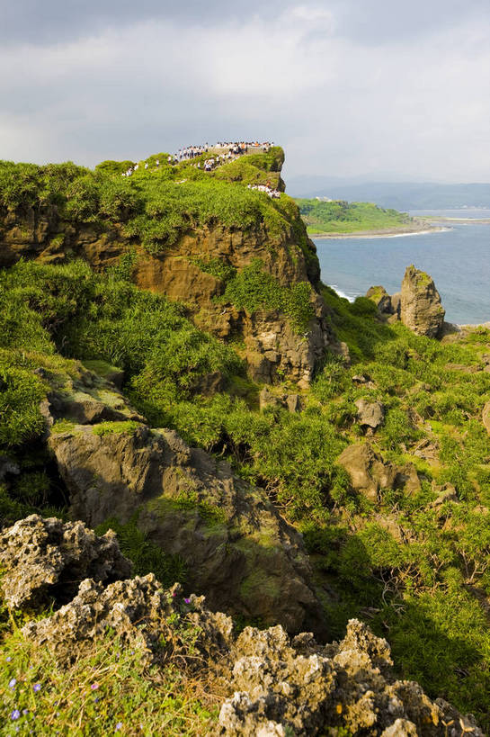 无人,公园,竖图,彩色,室外,特写,白天,旅游,度假,礁石,名胜古迹,标志建筑,地标,建筑,台湾,中国,亚洲,遗迹,海岸,古迹,文物,娱乐,建设,古建筑,蓝天,享受,休闲,旅游胜地,放松,竖,摄影,海滨,古文明,东亚,垦丁国家公园,屏东县,港澳台,中华人民共和国,台湾省,海,旅行,屏,屏东,屏县,恒春半岛,珊瑚礁岛,台,猫鼻头,bj174