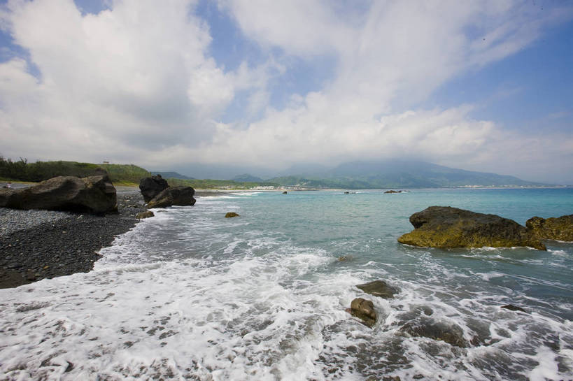 无人,公园,横图,彩色,室外,白天,旅游,度假,海浪,名胜古迹,标志建筑,地标,建筑,台湾,中国,亚洲,遗迹,海岸,海湾,古迹,文物,娱乐,建设,古建筑,蓝天,享受,休闲,旅游胜地,放松,摄影,海滨,古文明,东亚,三仙台,中华人民共和国,海,海滩,旅行,bj174