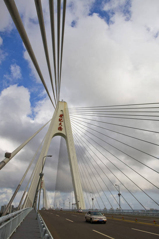 无人,竖图,彩色,室外,特写,白天,旅游,大桥,道路,建筑,中国,亚洲,景观,桥,交通,现代建筑,海南,天空,旅游胜地,竖,摄影,海南省,东亚,中华人民共和国,华南地区,省会,海口,海口市,琼,旅行,海口世纪大桥,龙华区,世纪大桥,bj174