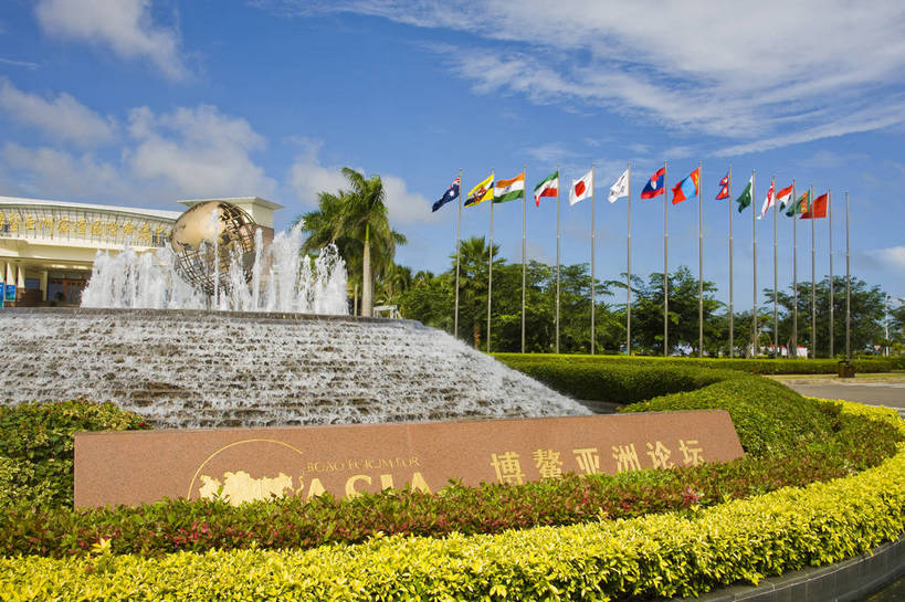 无人,横图,彩色,室外,白天,旅游,树林,植物,城市风光,建筑,喷泉,椰树,旗帜,国旗,叶子,中国,亚洲,花坛,景观,绿叶,文化,旗子,现代建筑,树,树木,海南,绿色,天空,自然,品味,休闲,嫩叶,旅游胜地,摄影,海南省,生长,成长,度假村,水景,东亚,中华人民共和国,华南地区,美观,旌旗,旗号,琼,设计,叶,叶片,棕榈,椰子树,旅行,博鳌,博鳌镇,琼东,琼海,琼海市,亚洲论坛国际会议中心,bj174