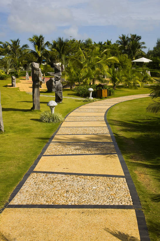 无人,公园,竖图,彩色,室外,白天,旅游,草坪,树林,植物,椰树,叶子,中国,亚洲,景观,小路,绿叶,树,树木,海南,绿色,天空,自然,绿地,休闲,嫩叶,旅游胜地,竖,摄影,海南省,生长,成长,度假村,东亚,中华人民共和国,华南地区,琼,叶,叶片,棕榈,椰子树,旅行,博鳌,博鳌镇,琼东,琼海,琼海市,亚洲论坛国际会议中心,bj174