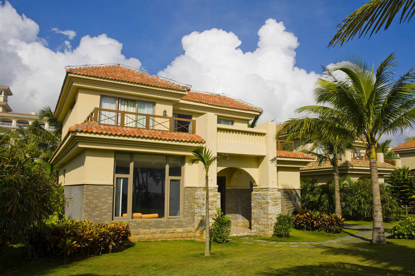 无人,横图,彩色,室外,白天,旅游,草坪,树林,植物,别墅,建筑,酒店,椰树,叶子,中国,亚洲,景观,绿叶,树,树木,海南,绿色,天空,自然,绿地,休闲,嫩叶,旅游胜地,摄影,海南省,生长,成长,度假村,东亚,中华人民共和国,华南地区,琼,叶,叶片,棕榈,椰子树,旅行,博鳌,博鳌镇,琼东,琼海,琼海市,博鳌玉带湾大酒店,bj174