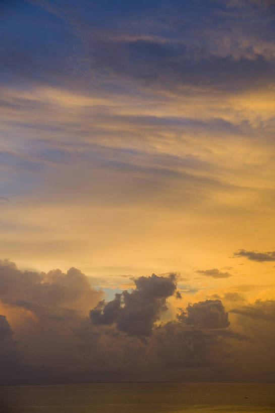 无人,竖图,彩色,室外,白天,旅游,三亚,中国,亚洲,云,海南,天空,旅游胜地,彩霞,竖,摄影,海南省,东亚,三亚市,中华人民共和国,华南地区,琼,旅行,大东海,bj174