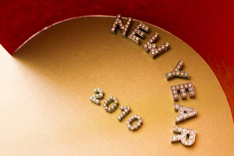 无人,横图,彩色,室内,静物,中国,新年,许多,追赶,节日,艺术,英文,图片,字母,艺术品,很多,文化,物品,装饰品,饰品,工艺品,多个,摄影,陈列,东亚,影棚拍摄,bj174