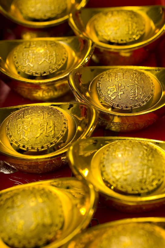 无人,竖图,彩色,室内,静物,中国,许多,装饰,图片,艺术品,很多,装饰品,多个,竖,财富,摄影,礼品,中国文化,东亚,影棚拍摄,元宝,传统文化,bj174