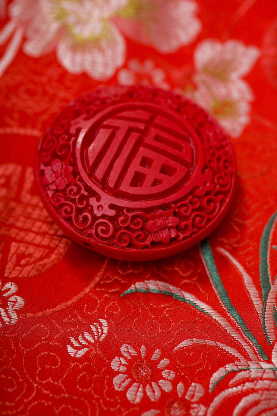 无人,竖图,彩色,室内,静物,刺绣,中国,装饰,牌子,图片,艺术品,绣花,装饰品,两个,竖,摄影,礼品,中国文化,东亚,福,影棚拍摄,传统文化,bj174