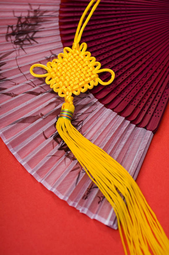 无人,竖图,彩色,室内,静物,中国,装饰,扇子,图片,艺术品,装饰品,两个,中国结,竖,摄影,礼品,中国文化,国画,东亚,影棚拍摄,传统文化,bj174