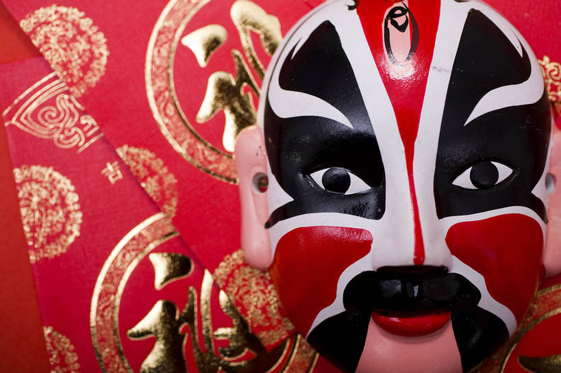 无人,横图,彩色,室内,静物,中国,花纹,装饰,图案,图片,艺术品,装饰品,两个,脸谱,中国结,摄影,礼品,中国文化,京剧,东亚,影棚拍摄,传统文化,bj174