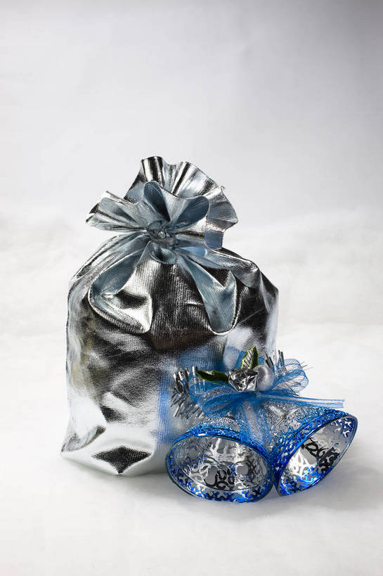 无人,竖图,彩色,室内,静物,袋子,风铃,中国,装饰,布袋,图片,艺术品,装饰品,两个,竖,摄影,礼品,东亚,影棚拍摄,bj174