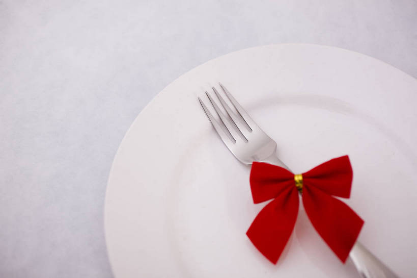 无人,横图,彩色,室内,静物,中国,叉子,图片,艺术品,装饰品,两个,盘子,蝴蝶结,摄影,礼品,东亚,影棚拍摄,bj174