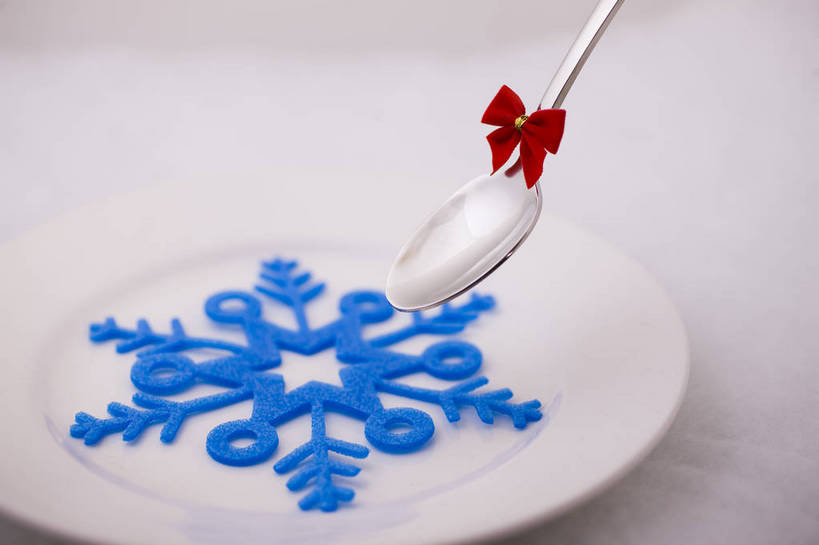 无人,横图,彩色,室内,静物,中国,图片,勺子,雪花,艺术品,装饰品,两个,蝴蝶结,调羹,汤匙,摄影,礼品,东亚,影棚拍摄,羹匙,bj174