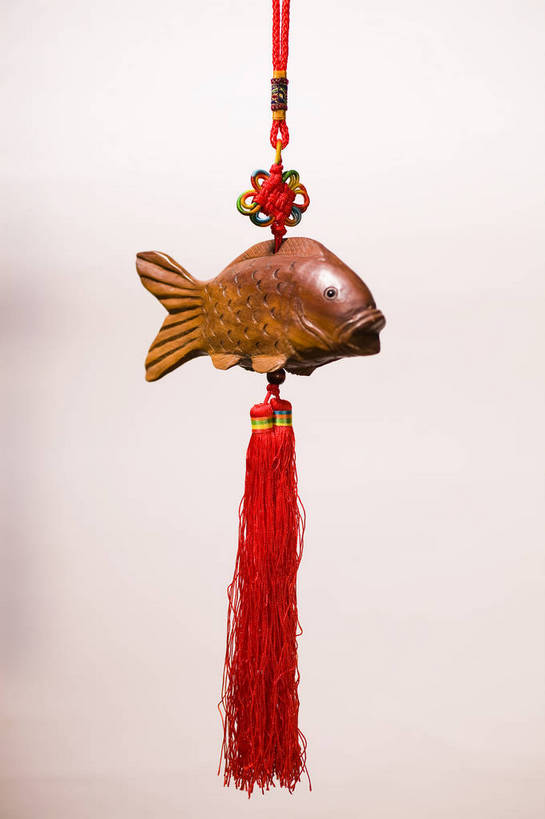 无人,竖图,彩色,室内,特写,静物,木雕,中国,图片,装饰品,一个,饰品,中国结,竖,摄影,单个,中国文化,东亚,影棚拍摄,传统文化,bj174