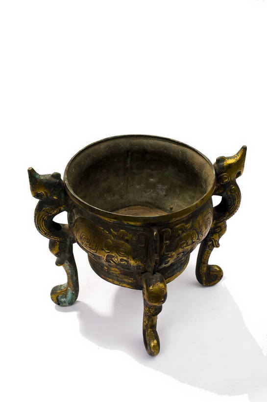 竖图,彩色,静物,金属制品,中国,金属,雕刻,图片,文化遗产,艺术品,历史,文物,装饰品,古代,一个,摄影,单个,古董,中国文化,东亚,青铜,青铜器,古远,古代文明,美术工艺,影棚拍摄,传统文化,青铜制品,伯簋,bj174