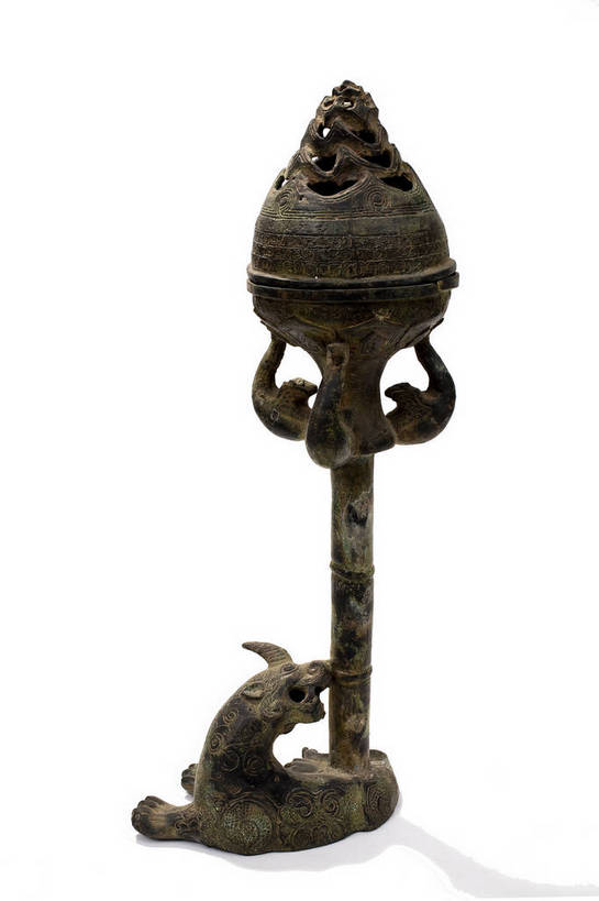 竖图,彩色,静物,中国,雕刻,图片,文化遗产,艺术品,历史,文物,装饰品,古代,一个,摄影,单个,古董,中国文化,东亚,熏香炉,青铜器,古远,古代文明,美术工艺,影棚拍摄,精油炉,香精炉,香熏炉,香薰炉,传统文化,西汉鎏金银竹节铜熏炉,西汉鎏金银竹节熏炉,西汉中期未央宫竹节熏炉,bj174