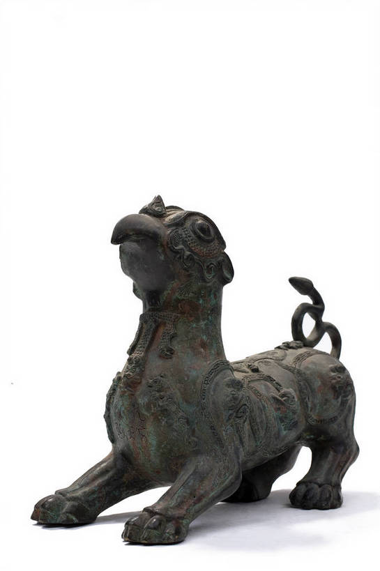 竖图,彩色,静物,杯子,金属制品,中国,金属,雕刻,图片,文化遗产,艺术品,历史,文物,装饰品,古代,一个,酒杯,摄影,单个,古董,中国文化,樽,东亚,青铜,青铜器,古远,古代文明,美术工艺,影棚拍摄,传统文化,青铜制品,鸟尊,酒樽,bj174